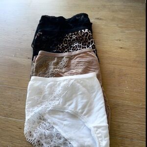 Soma Panties (4 Pairs) Medium